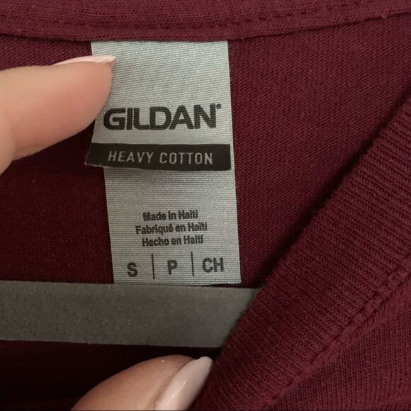 Gildan Burgundy Save The Chubby Unicorns Rhino Graphic Tee Small - Picture 4 of 4